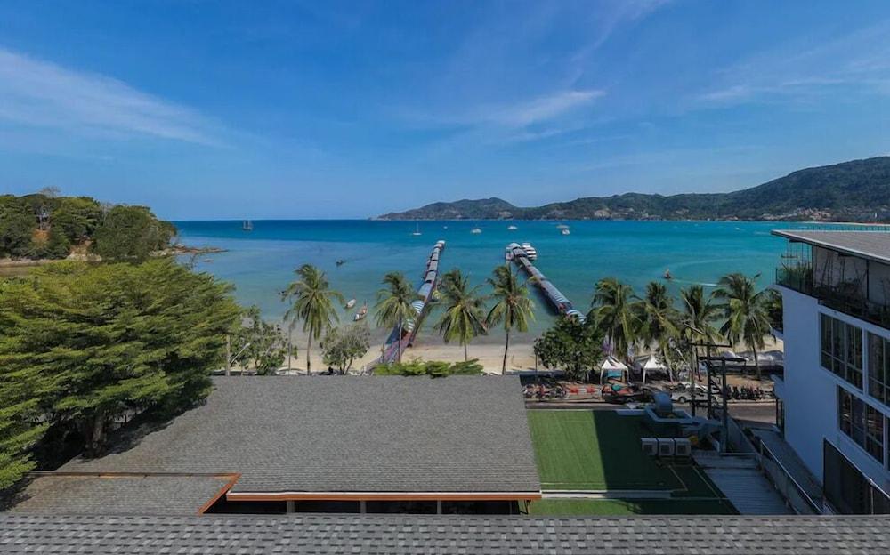 Liv Hotel Phuket Patong Beachfront Ngoại thất bức ảnh