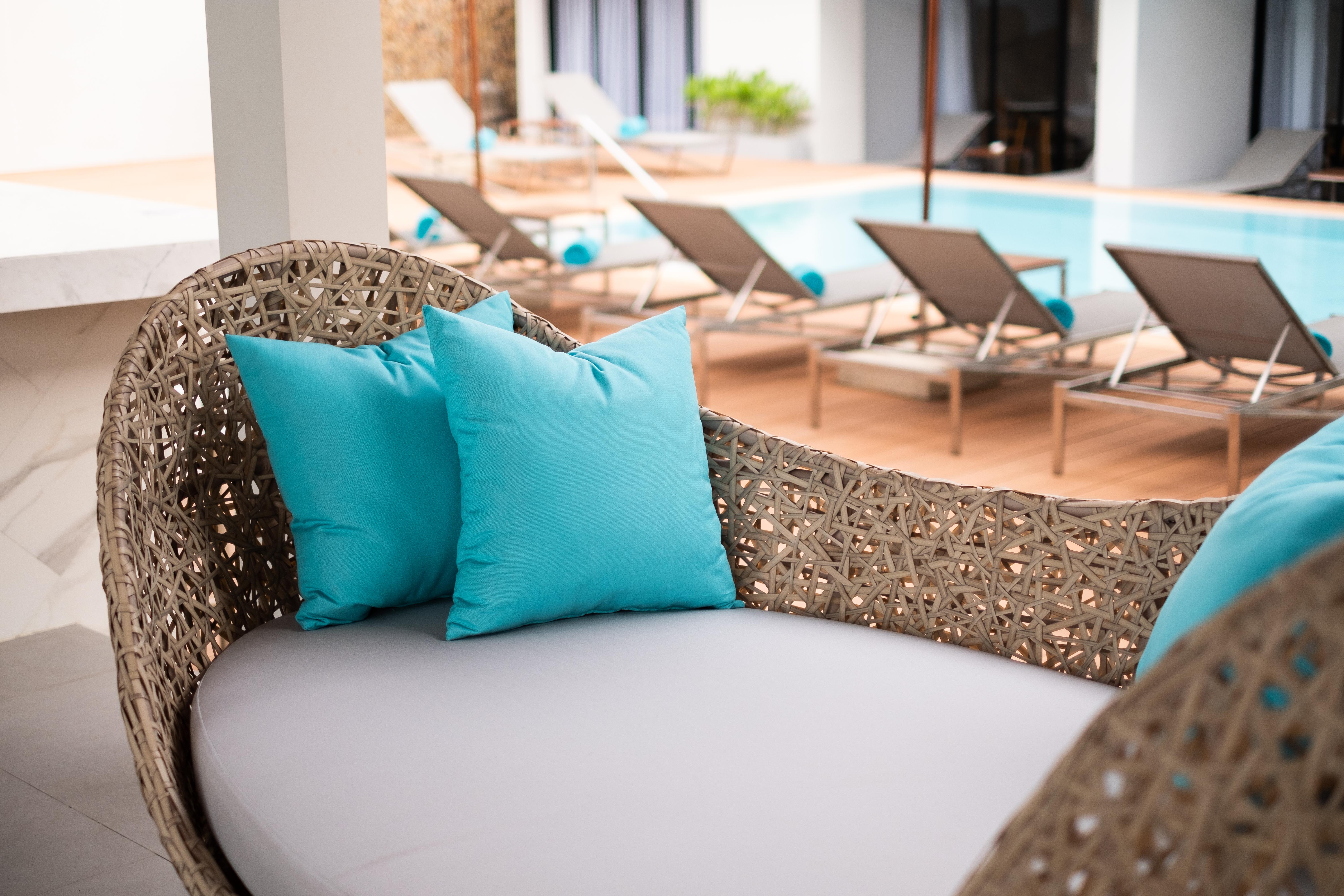 Liv Hotel Phuket Patong Beachfront Ngoại thất bức ảnh