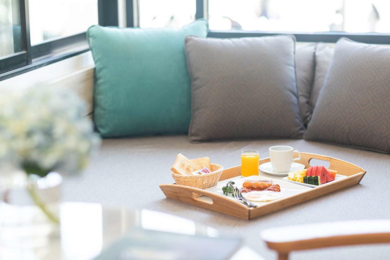 Liv Hotel Phuket Patong Beachfront Ngoại thất bức ảnh